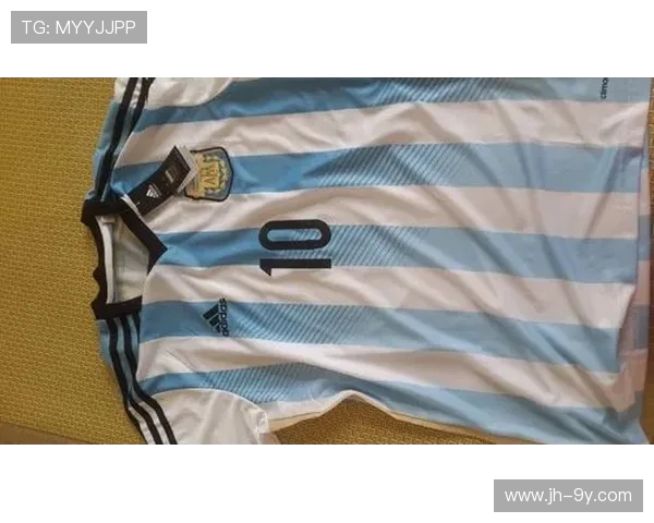 定制专属足球队球衣打造个性化团队精神与竞技风采